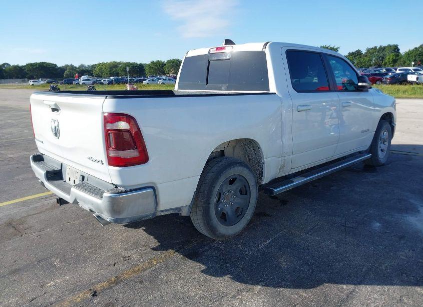 Photo 4 of 2022 Ram 1500 BIG HORN 4X4 5'7 BOX (VIN 1C6SRFFTXNN242251)