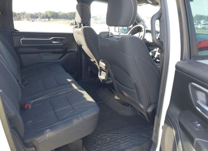 Photo 8 of 2022 Ram 1500 BIG HORN 4X4 5'7 BOX (VIN 1C6SRFFTXNN242251)