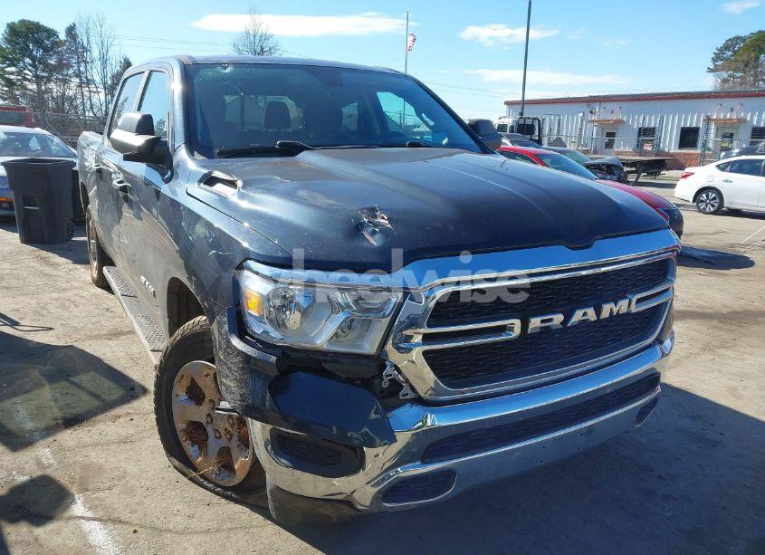 2019 Ram 1500 TRADESMAN 4X4 5'7 BOX (VIN 1C6SRFGT5KN640171) main photo