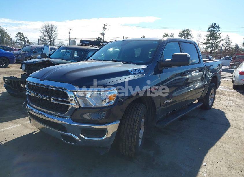 Photo 2 of 2019 Ram 1500 TRADESMAN 4X4 5'7 BOX (VIN 1C6SRFGT5KN640171)
