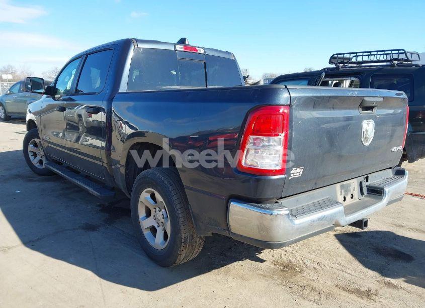 Photo 3 of 2019 Ram 1500 TRADESMAN 4X4 5'7 BOX (VIN 1C6SRFGT5KN640171)