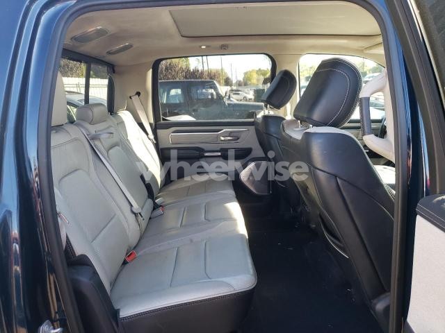 Photo 3 of 2022 RAM 1500 LIMITED (VIN 1C6SRFHM0NN271568)