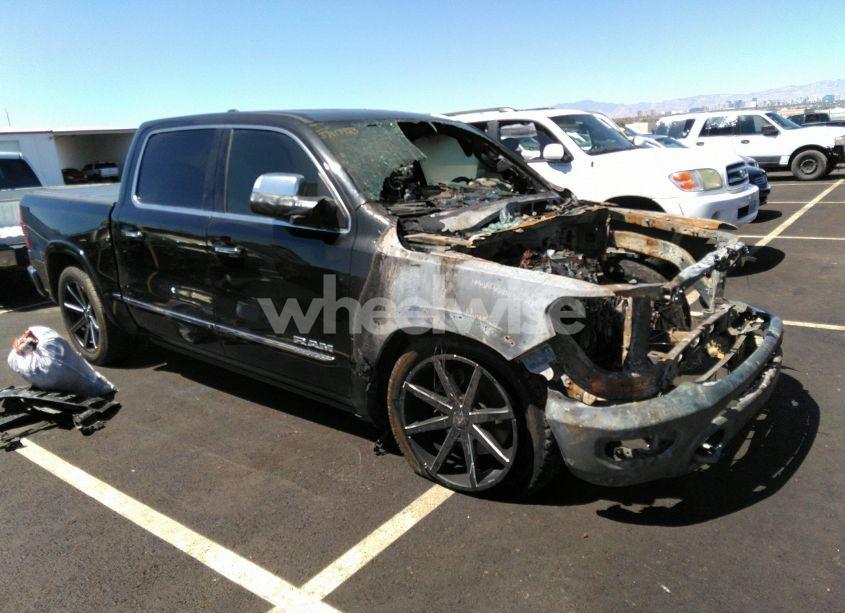 2020 Ram 1500 LIMITED (VIN 1C6SRFHM5LN272695) main photo