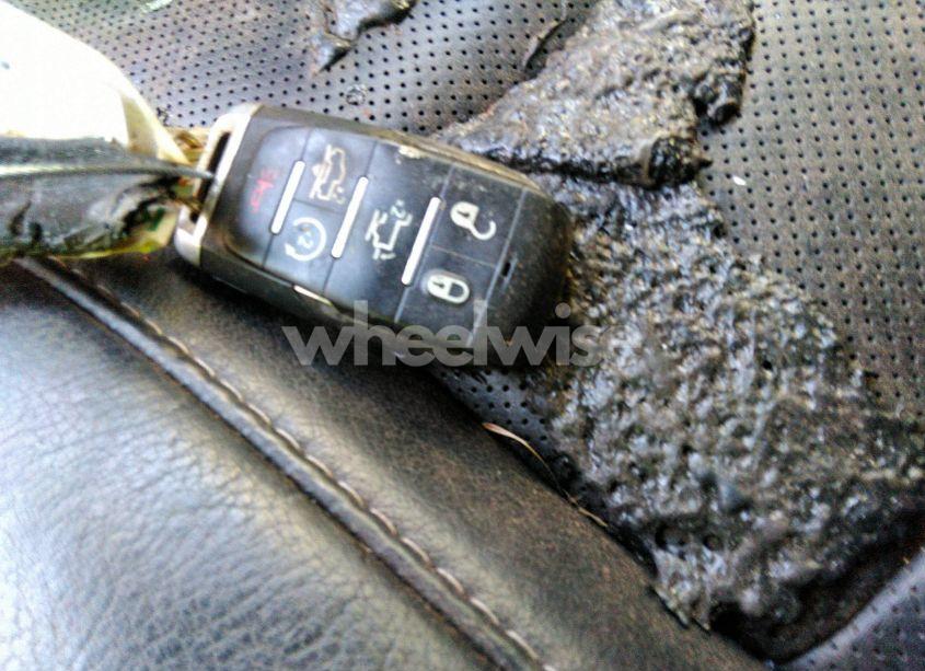 Photo 11 of 2020 Ram 1500 LIMITED (VIN 1C6SRFHM5LN272695)