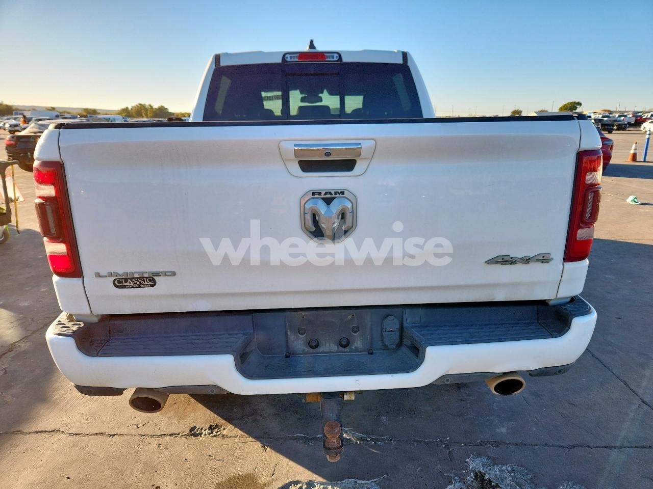 Photo 6 of 2020 RAM 1500 LIMITED (VIN 1C6SRFHT0LN400378)