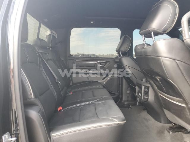 Photo 13 of 2022 RAM 1500 LIMITED (VIN 1C6SRFHT0NN131950)