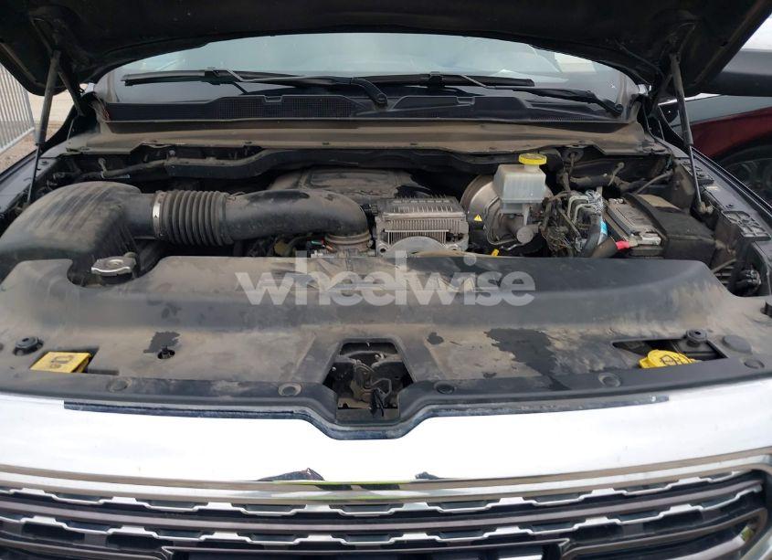 Photo 10 of 2023 Ram 1500 LIMITED 4X4 5'7 BOX (VIN 1C6SRFHT1PN541840)