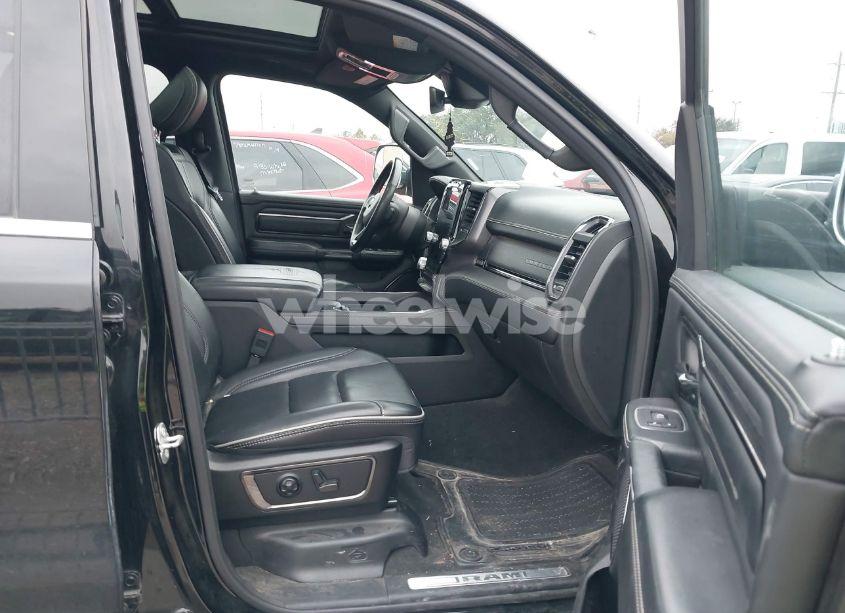 Photo 5 of 2023 Ram 1500 LIMITED 4X4 5'7 BOX (VIN 1C6SRFHT1PN541840)