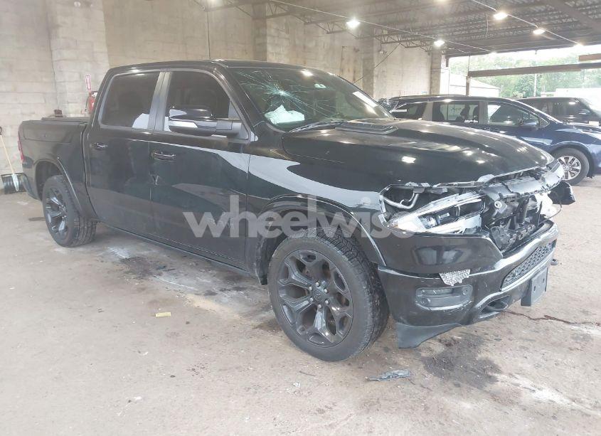 2020 Ram 1500 LIMITED 4X4 5'7 BOX (VIN 1C6SRFHT2LN147306) main photo