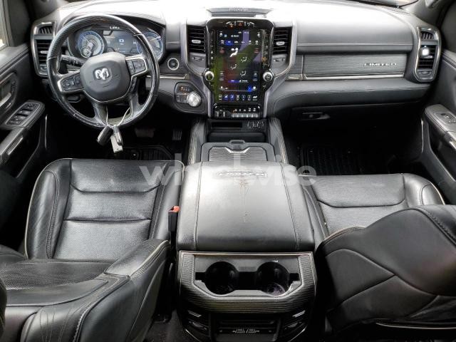 Photo 2 of 2020 RAM 1500 LIMITED (VIN 1C6SRFHT3LN400729)