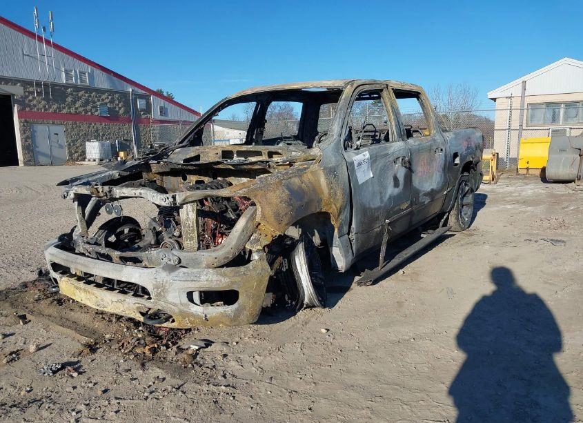 Photo 2 of 2019 Ram 1500 LIMITED 4X4 5'7 BOX (VIN 1C6SRFHT4KN793767)