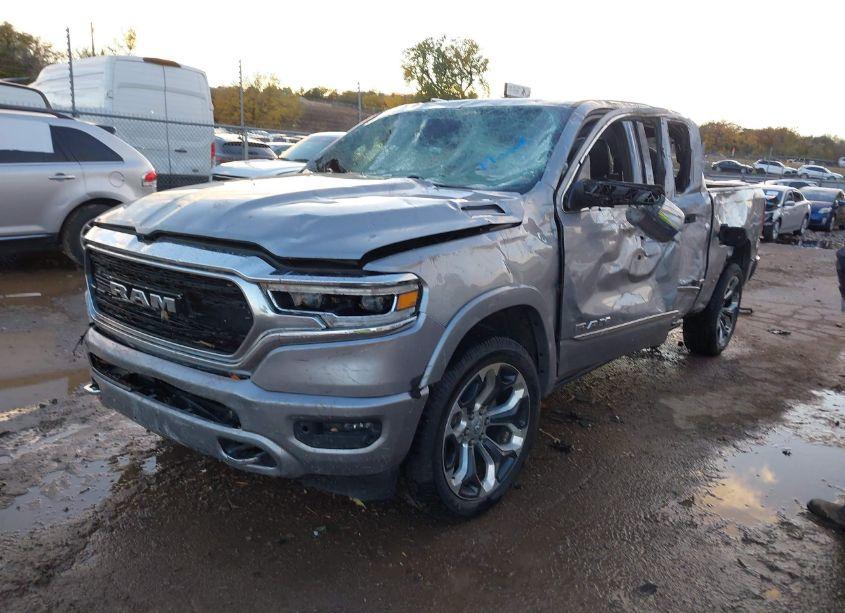 Photo 2 of 2019 Ram 1500 (VIN 1C6SRFHT4KN842689)