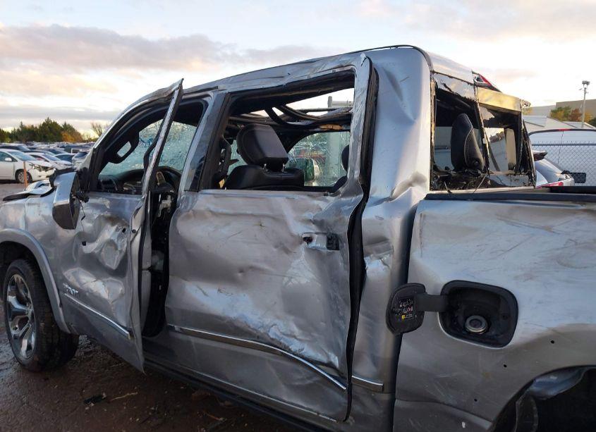 Photo 6 of 2019 Ram 1500 (VIN 1C6SRFHT4KN842689)