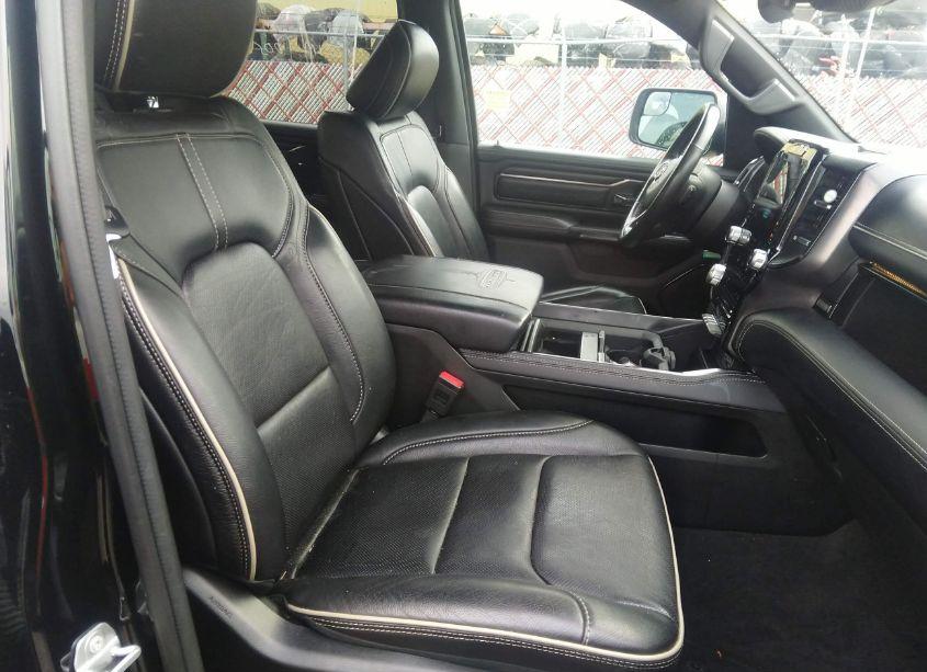 Photo 5 of 2023 Ram 1500 LIMITED 4X4 5'7 BOX (VIN 1C6SRFHT6PN540974)