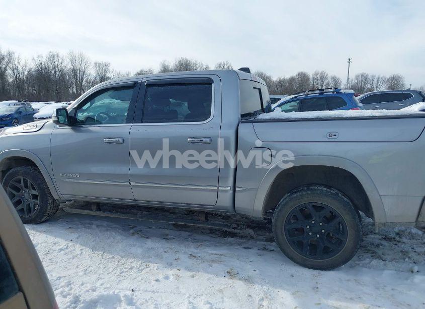 Photo 15 of 2019 Ram 1500 LIMITED (VIN 1C6SRFHT7KN729724)