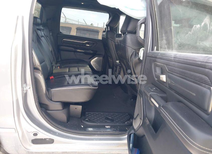 Photo 8 of 2019 Ram 1500 LIMITED (VIN 1C6SRFHT7KN729724)