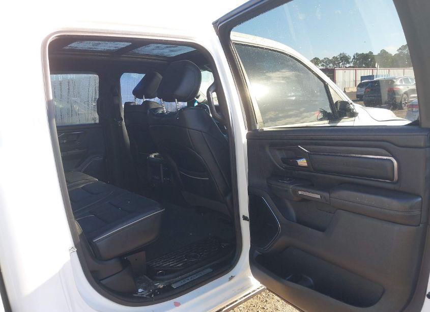 Photo 8 of 2022 Ram 1500 LIMITED 4X4 5'7 BOX (VIN 1C6SRFHT7NN133730)