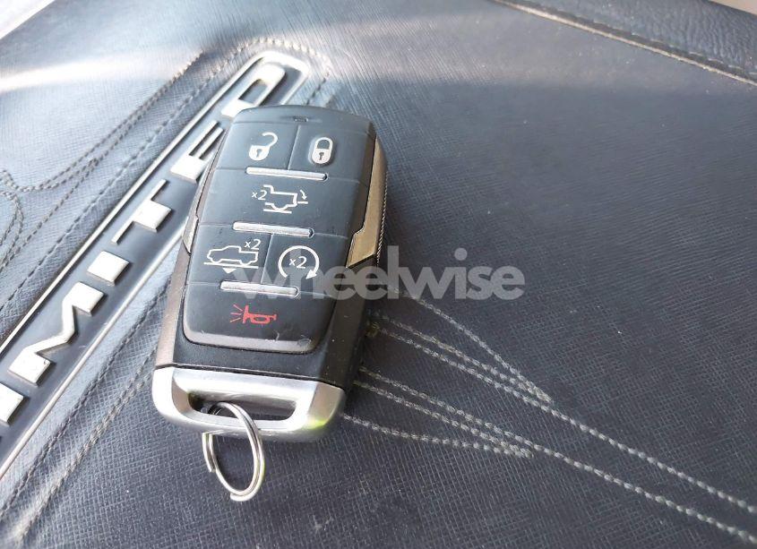 Photo 11 of 2020 Ram 1500 LIMITED 4X4 5'7 BOX (VIN 1C6SRFHT8LN190922)