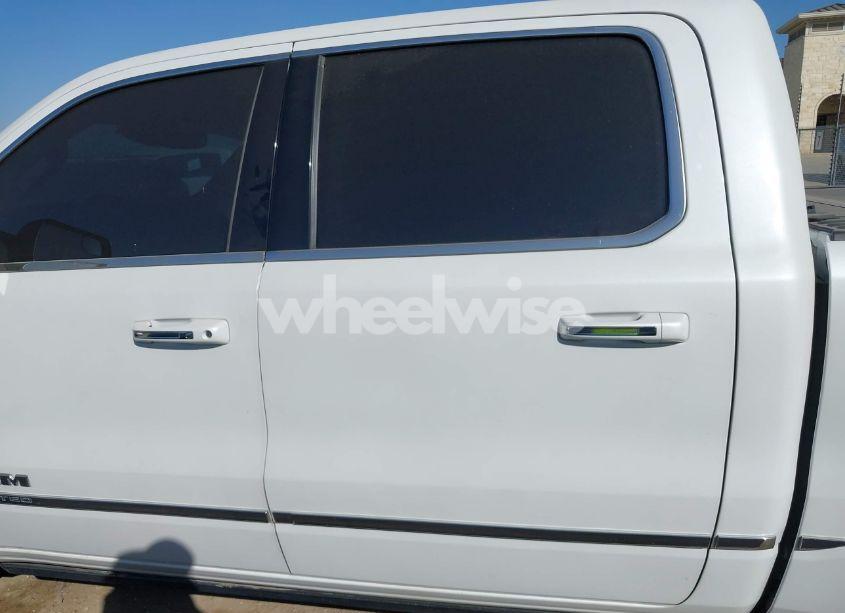 Photo 14 of 2020 Ram 1500 LIMITED 4X4 5'7 BOX (VIN 1C6SRFHT8LN190922)