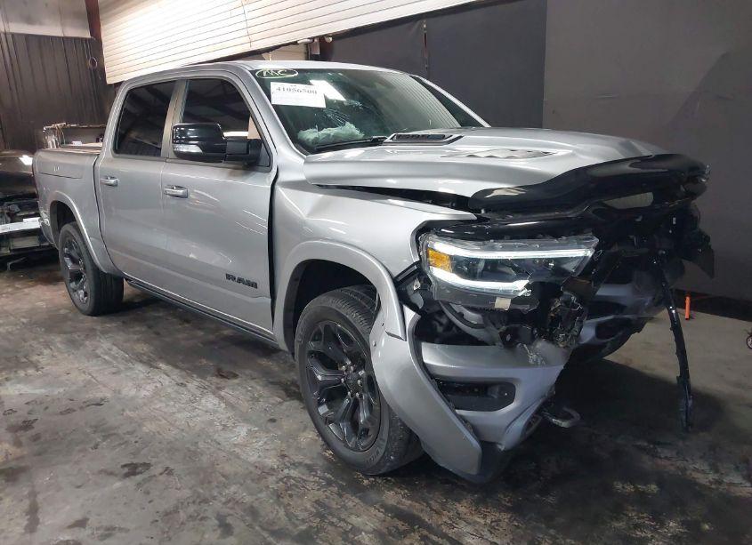 2022 Ram 1500 LIMITED 4X4 5'7 BOX (VIN 1C6SRFHT8NN177588) main photo