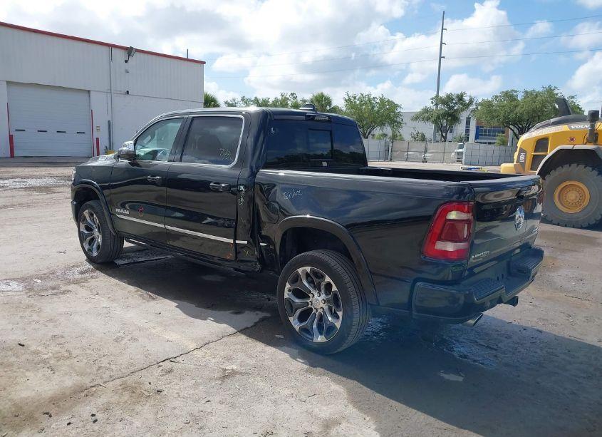 Photo 3 of 2023 Ram 1500 LIMITED 4X4 5'7 BOX (VIN 1C6SRFHT8PN540104)