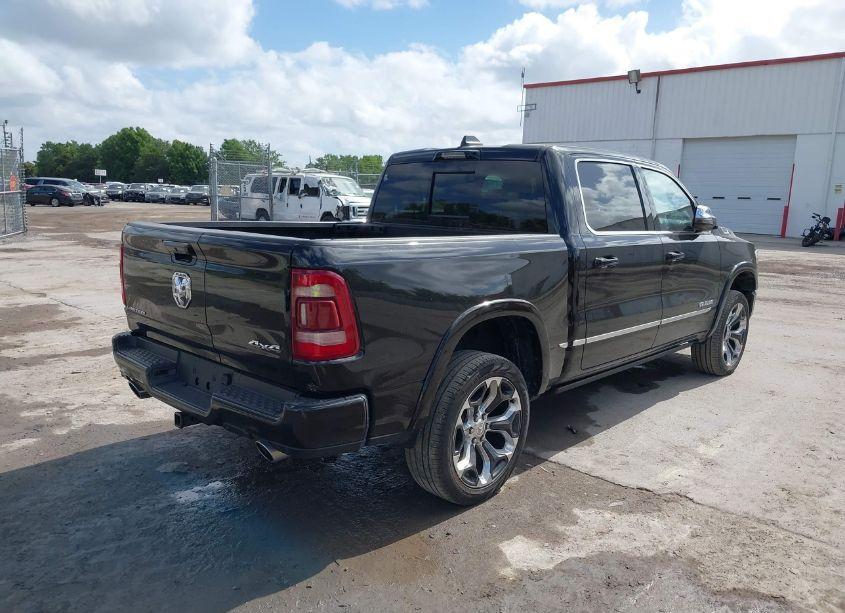 Photo 4 of 2023 Ram 1500 LIMITED 4X4 5'7 BOX (VIN 1C6SRFHT8PN540104)
