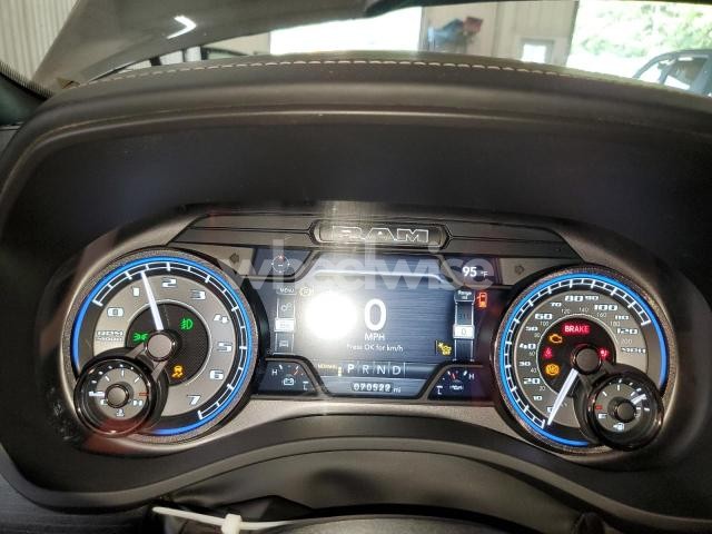 Photo 12 of 2022 RAM 1500 LIMITED (VIN 1C6SRFHT9NN328700)