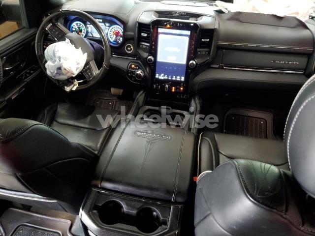 Photo 3 of 2022 RAM 1500 LIMITED (VIN 1C6SRFHT9NN328700)