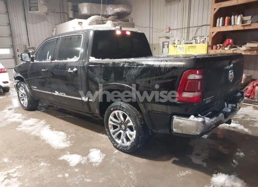 Photo 3 of 2022 Ram 1500 LIMITED 4X4 5'7 BOX (VIN 1C6SRFHT9NN481884)