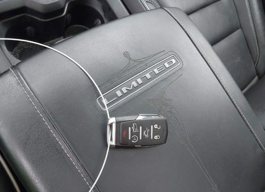 Photo 11 of 2023 Ram 1500 LIMITED 4X4 5'7 BOX (VIN 1C6SRFHT9PN540628)