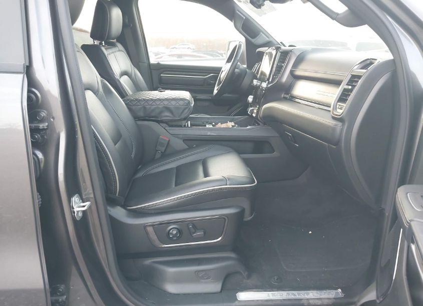 Photo 5 of 2023 Ram 1500 LIMITED 4X4 5'7 BOX (VIN 1C6SRFHT9PN610354)