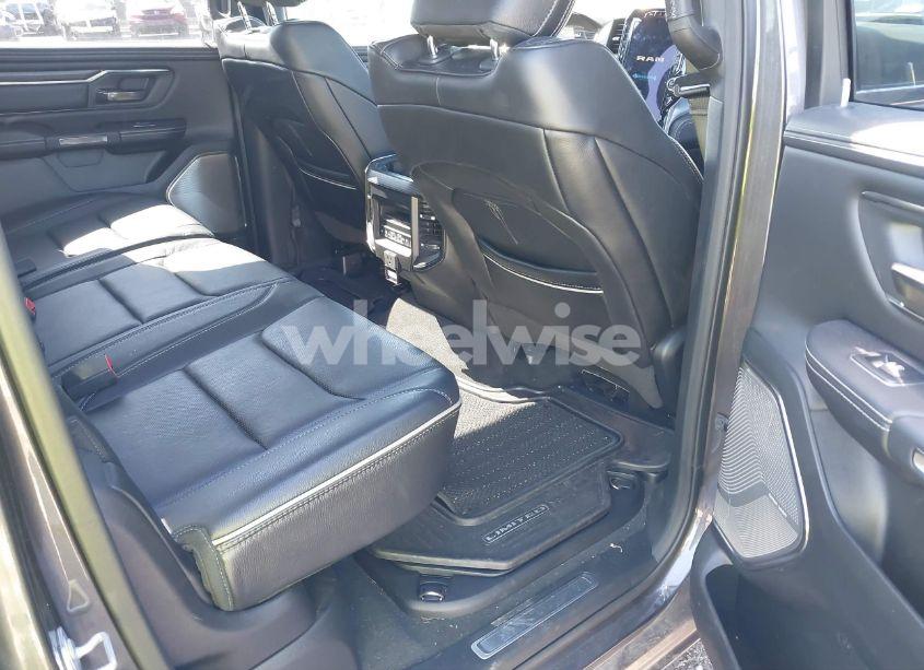 Photo 8 of 2019 Ram 1500 LIMITED 4X4 5'7 BOX (VIN 1C6SRFHTXKN743603)