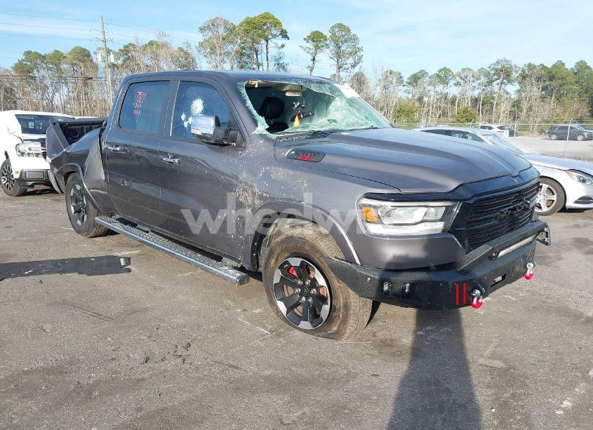2020 Ram 1500 LARAMIE 4X4 5'7 BOX (VIN 1C6SRFJM5LN250142) main photo