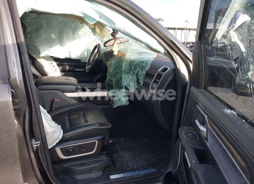 Photo 5 of 2020 Ram 1500 LARAMIE 4X4 5'7 BOX (VIN 1C6SRFJM5LN250142)