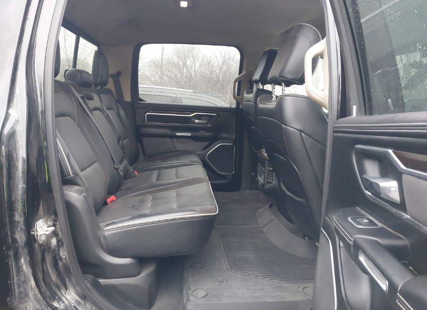 Photo 8 of 2021 Ram 1500 LARAMIE 4X4 5'7 BOX (VIN 1C6SRFJMXMN830939)