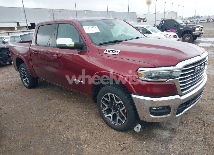 2025 Ram 1500 LARAMIE 4X4 5'7 BOX (VIN 1C6SRFJP6SN563032) main photo