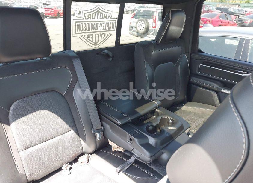 Photo 8 of 2019 Ram 1500 LARAMIE 4X4 5'7 BOX (VIN 1C6SRFJT0KN612643)