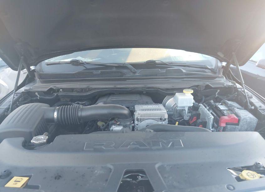 Photo 10 of 2019 Ram 1500 LARAMIE 4X4 5'7 BOX (VIN 1C6SRFJT0KN736699)