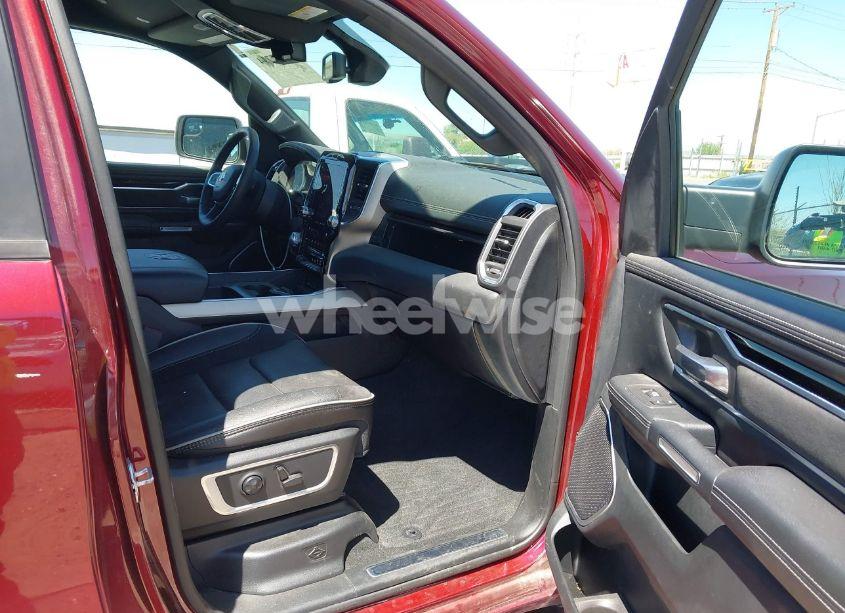 Photo 5 of 2019 Ram 1500 LARAMIE 4X4 5'7 BOX (VIN 1C6SRFJT0KN926034)