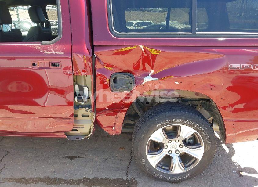 Photo 6 of 2019 Ram 1500 LARAMIE 4X4 5'7 BOX (VIN 1C6SRFJT0KN926034)