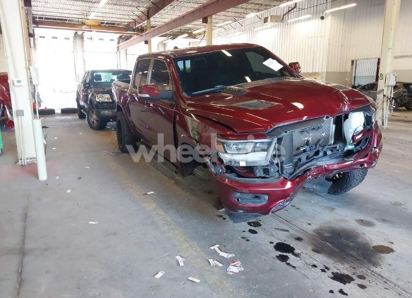 2020 Ram 1500 LARAMIE 4X4 5'7 BOX (VIN 1C6SRFJT0LN121006) main photo