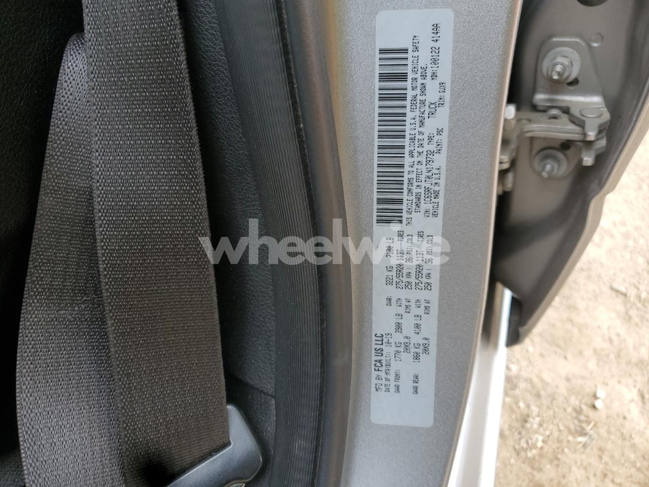 Photo 12 of 2020 RAM 1500 LARAMIE (VIN 1C6SRFJT0LN179732)