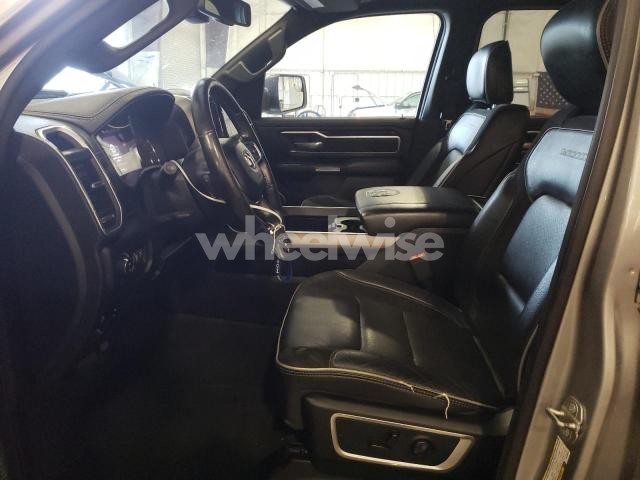 2020 RAM 1500 LARAMIE (VIN 1C6SRFJT0LN196613) main photo