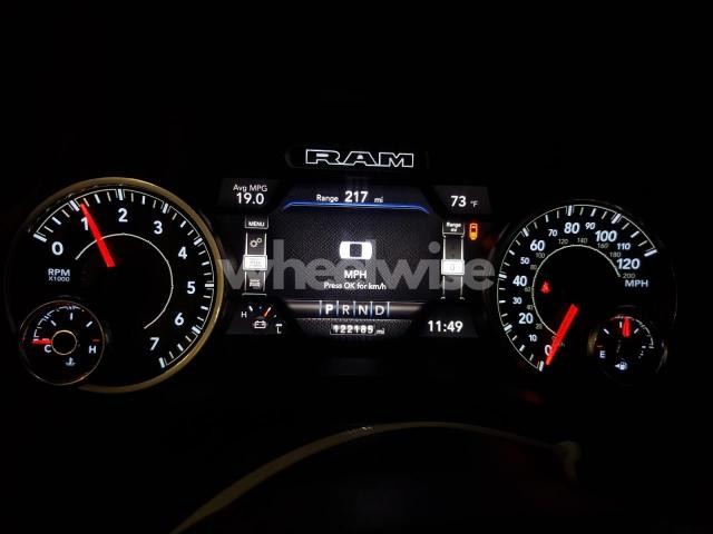 Photo 8 of 2020 RAM 1500 LARAMIE (VIN 1C6SRFJT0LN196613)