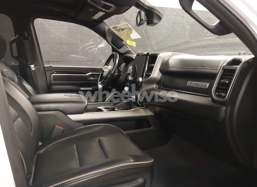 Photo 5 of 2020 Ram 1500 LARAMIE 4X4 5'7 BOX (VIN 1C6SRFJT0LN266594)