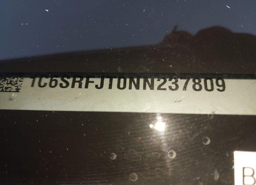 Photo 9 of 2022 Ram 1500 LARAMIE 4X4 5'7 BOX (VIN 1C6SRFJT0NN237809)