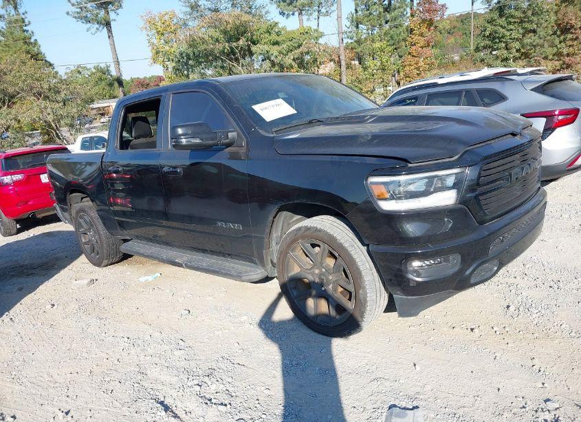 2023 Ram 1500 LARAMIE 4X4 5'7 BOX (VIN 1C6SRFJT0PN542021) main photo