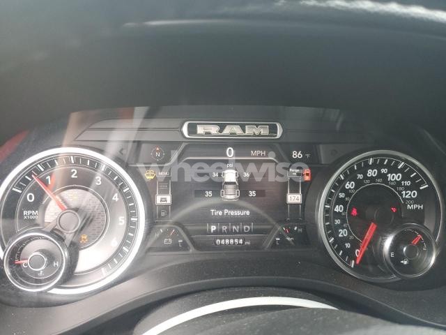 Photo 7 of 2019 RAM 1500 LARAMIE (VIN 1C6SRFJT1KN909906)