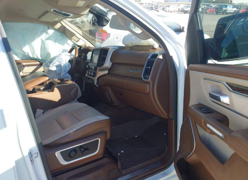 Photo 5 of 2020 Ram 1500 LARAMIE 4X4 5'7 BOX (VIN 1C6SRFJT1LN222927)