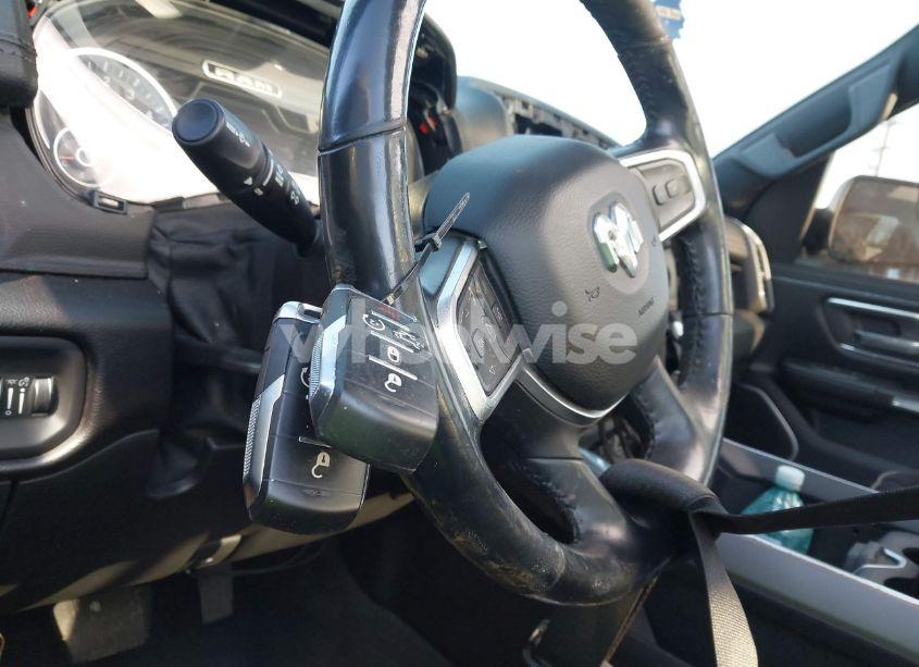 Photo 11 of 2020 Ram 1500 (VIN 1C6SRFJT1LN325216)